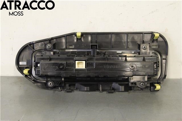 Varmeapparat betjening til Toyota Auris 2015-2019 (Type II, Fase 2)  (5590002C60|)