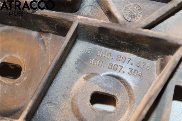 Diverse deler til VW Passat 2015-2019 (Fase 1) (B8) (B8) (3G9807356|)