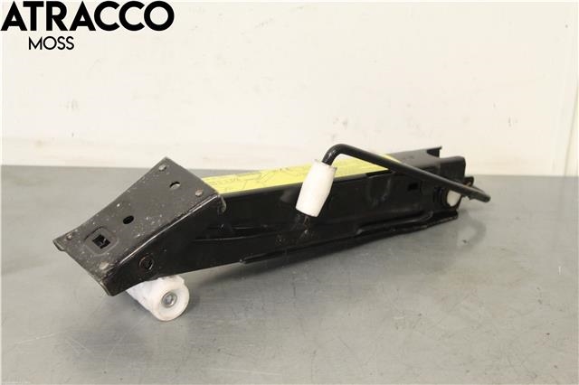 Jekk original til Audi A7 2010-2014 (Type I, Fase 1)  (4G0011031F|)
