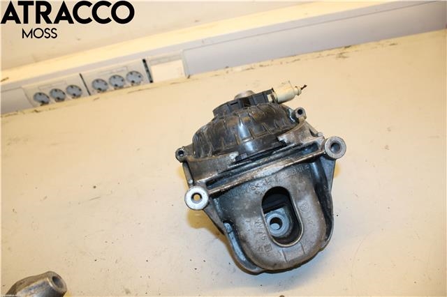Motorfeste til Audi A5 2016-->> (Type II)  (4M0199371FC|)