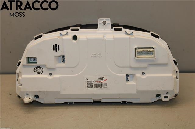 Instrumentpanel til Mitsubishi Outlander 2012-2015 (Type III, Fase 1)  (8100B897|)