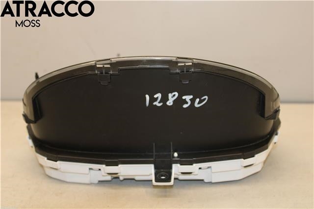 Instrumentpanel til Mitsubishi Outlander 2012-2015 (Type III, Fase 1)  (8100B897|)