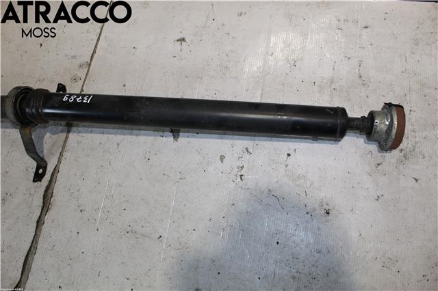 Mellomaksel til Audi A5 2016-->> (Type II)  (8W0521101|)
