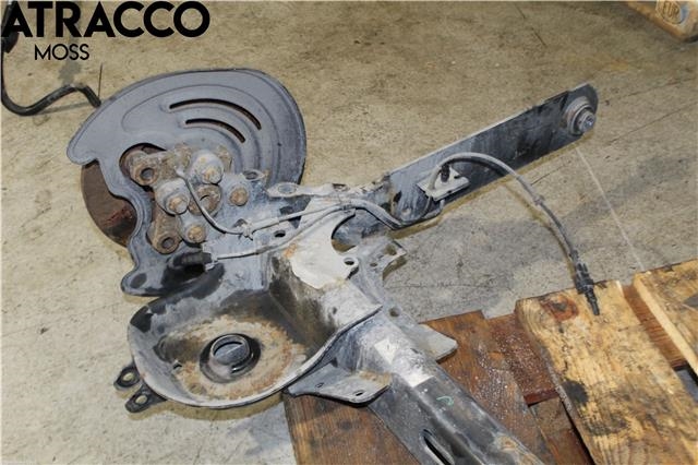 Travers bak til Renault Trafic 2014-->>  (555016630R|)