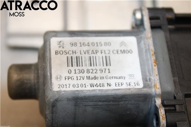 Ruteheis til Peugeot 2008 2013-2019 (Type I)  (9816402380|)