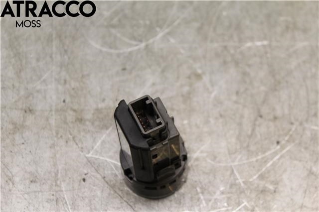 Bryter start/stopp til Toyota Prius 2009-2016 (Type III) (COMBI) (COMBI) (8961133010|)