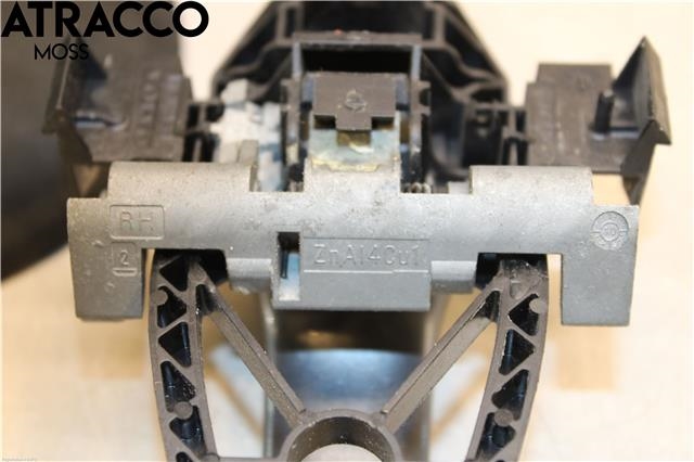 Dørhåndtak utv høyre til Volvo V50 2007-2012 (Fase 2) (30784203|)