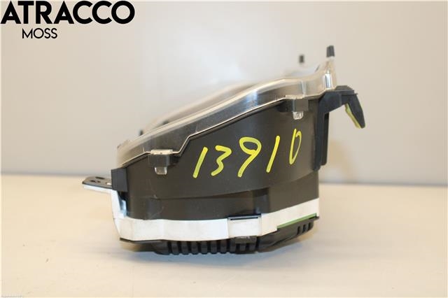 Instrumentpanel til Toyota Yaris 2014-2020 (Type III, Fase 2)  (838000UC90|)