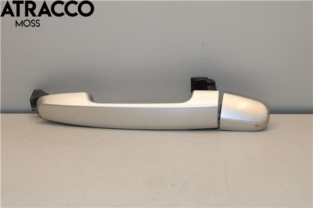 Dørhåndtak utv venstre til Toyota RAV4, 2006-2009 (Type III, Fase 1)  (6921112220P6)