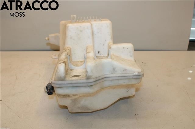 Spylertank til Volvo V40 2012-2019  (31276096|)