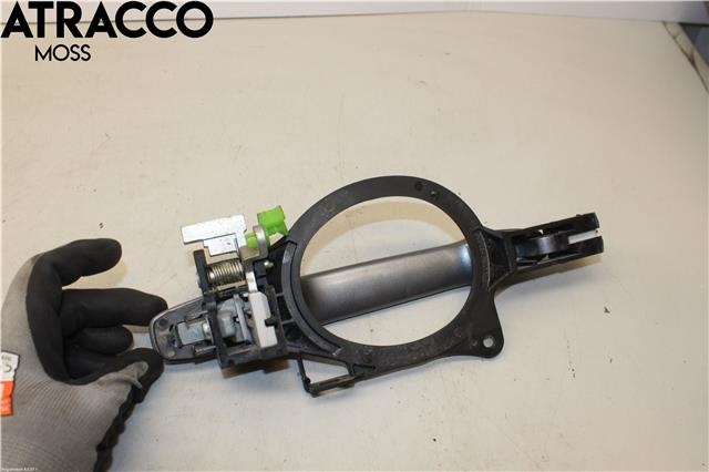 Dørhåndtak utv venstre til Mitsubishi Outlander 2012-2015 (Type III, Fase 1)  (5746A003|)
