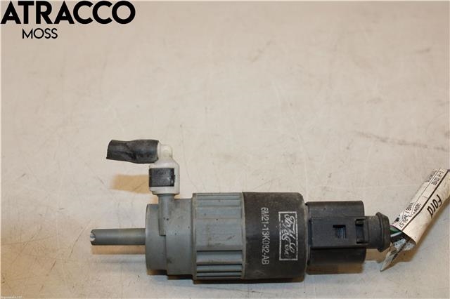 Spylerpumpe foran til Ford Focus 2011-2014 (Type III, Fase 1)  (1673739|)