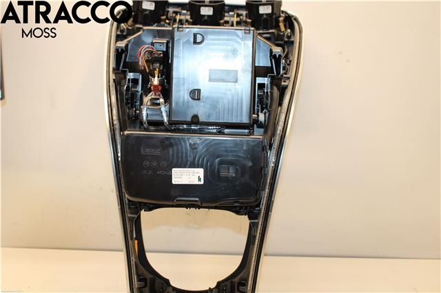 Dashbord koppholder til Mercedes GLC 2015-2022 (X253) (X253) (A2056807210|)