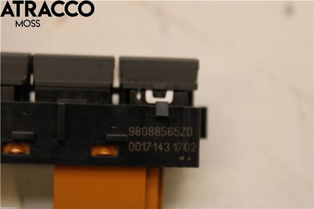 Diverse deler til Toyota Yaris Verso 1999-2007 (98088565ZD|)