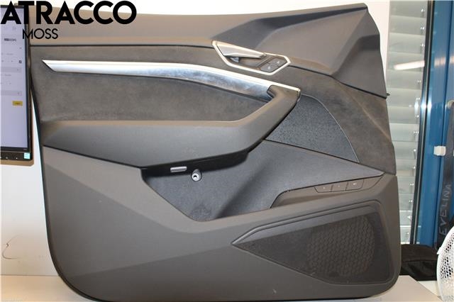 Dør venstre foran til Audi e-tron, 2018-->>  (4KE831051B)