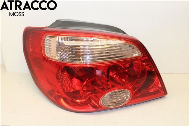 Baklykt venstre til Mitsubishi Outlander, 2003-2006 (Type I) (8330A047)