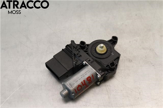 Ruteheis til VW Golf VI, 2008-2012  (5K0959704D)