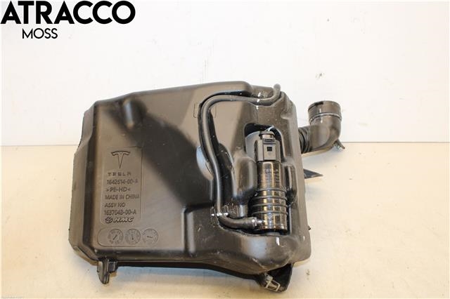 Spylertank til Tesla Model 3, 2018-2023 (Fase 1)  (164261400A)