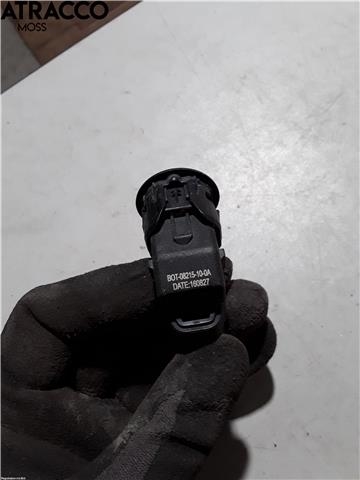 Parkeringssensor foran til Suzuki Vitara 2015-->> (Type IV)  (BOT08215100A|)