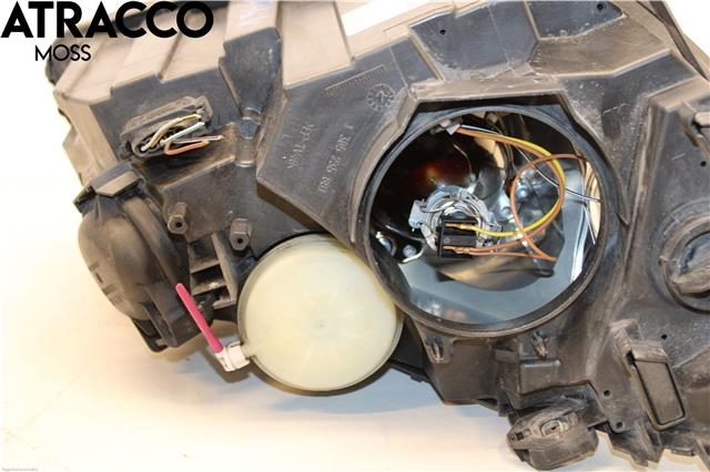 Frontlykt venstre halogen til Mercedes B-Klasse 2008-2011 (Fase 2) (W245) (W245) (A1698201761|)