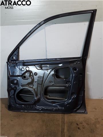 Dør høyre foran til Toyota Land Cruiser 70 1985-->>  (6700160540|)