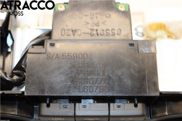 Varmeapparat betjening til Toyota Land Cruiser 120 2002-2009  (5591060210|)