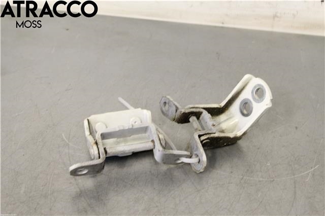 Hengsler til Nissan Leaf 2011-2017 (Type I)  (824213NA0A|)
