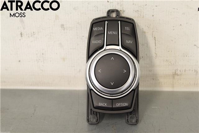 Diverse deler til BMW i3 2013-2022  (65827938325|)