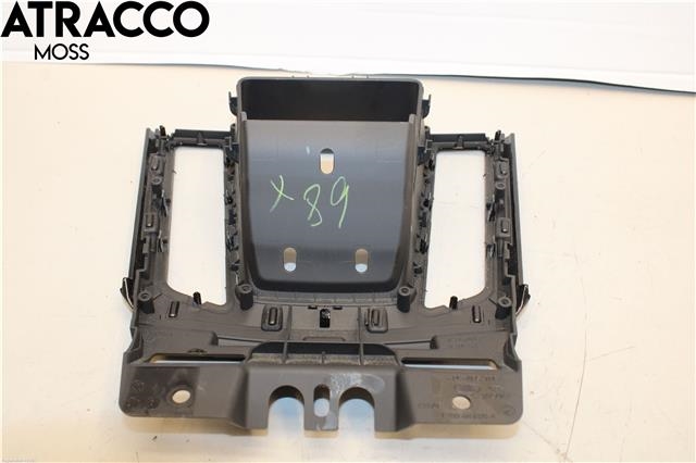 Dashbord friskluftdyse til Jaguar I-PACE 2018-->>  (T4K9633|)