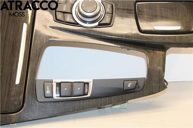 Diverse deler til BMW 5-Serie 2010-2017 (F10/F11) (F10/F11) (65829267955|)