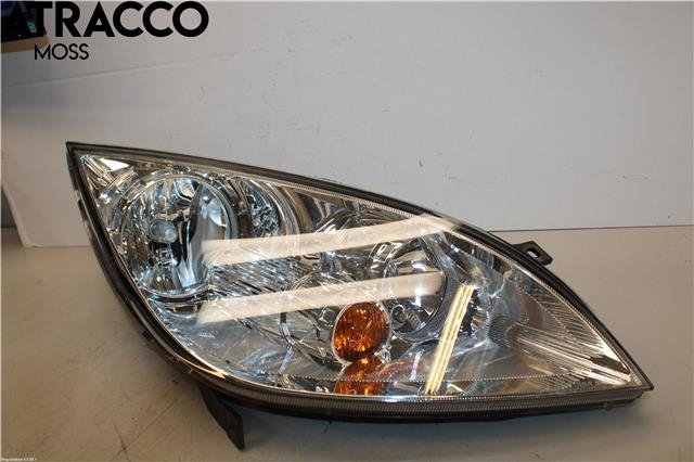 Frontlykt høyre halogen til Mitsubishi Colt 2004-2008 (Type VII, Fase 1)  (8301B870|)
