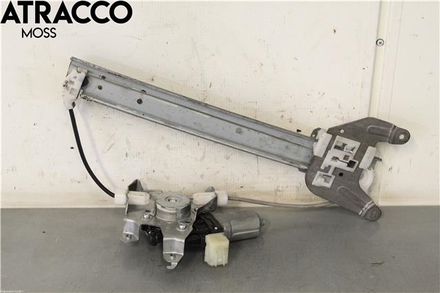 Ruteheis til Nissan X-Trail 2007-2014 (T31) (T31) (82720JG00A|)