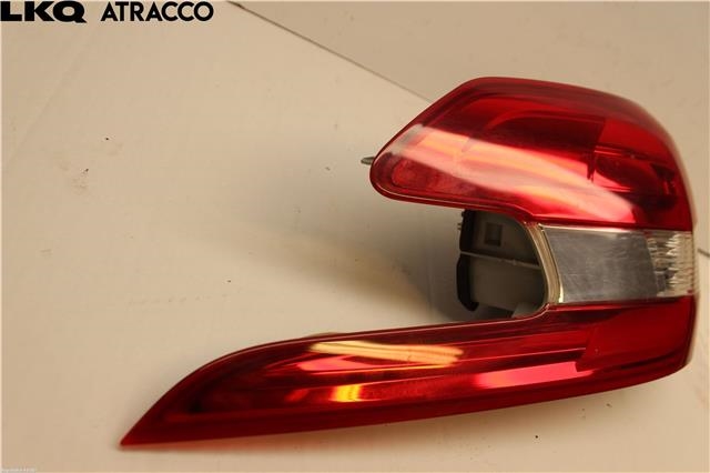 Baklykt venstre til Peugeot 308 2013-2021 (Type II)  (9678093980|)