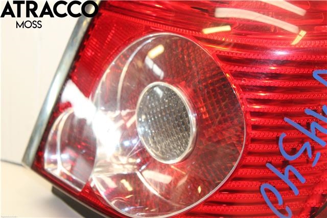Baklykt venstre til Toyota Avensis 2003-2008 (Type II)  (8156105210|)