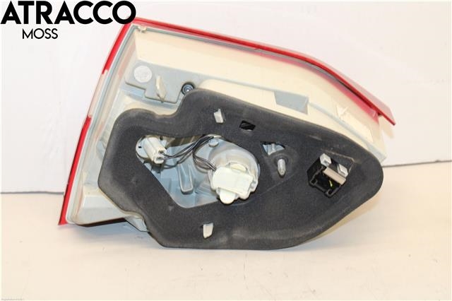 Baklykt venstre indre til Peugeot 308 2013-2021 (Type II)  (9678098080|)