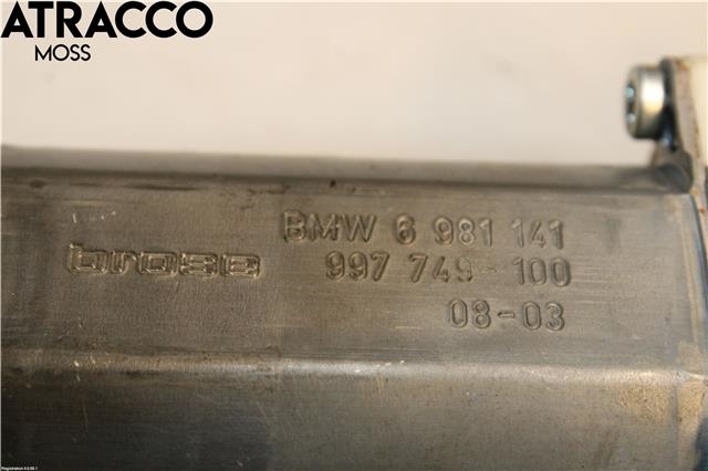 Ruteheis til BMW 5-Serie 2003-2010 (E60/E61) (E60/E61) (67626981141|)
