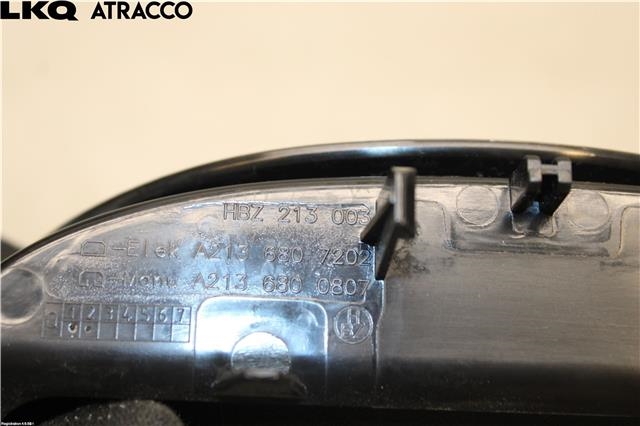 Rattaksel til Mercedes E-Klasse 2016-2023 (W213) (W213) (A2136800807|)