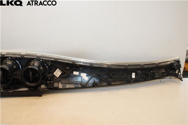 Dashbord friskluftdyse til Mercedes E-Klasse 2016-2023 (W213) (W213) (A2386800901|)