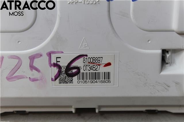 Instrumentpanel til Mitsubishi Outlander 2012-2015 (Type III, Fase 1)  (8100B897|)