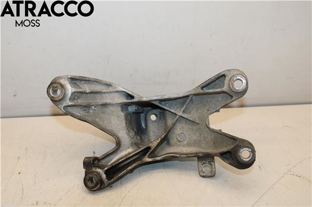 Motorfeste til Audi A4 2007-2014 (Type IV) (B8) (B8) (8K0199308BD|)