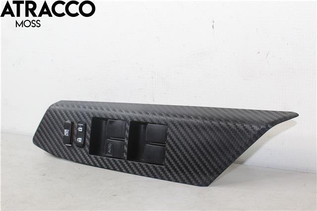Dashbord diverse til Toyota RAV4 2013-2015 (Type IV, Fase 1)  (7423242120C0|)
