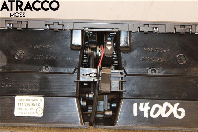 Dashbord friskluftdyse til Audi A4 2007-2014 (Type IV) (B8) (B8) (8T1820951C|)