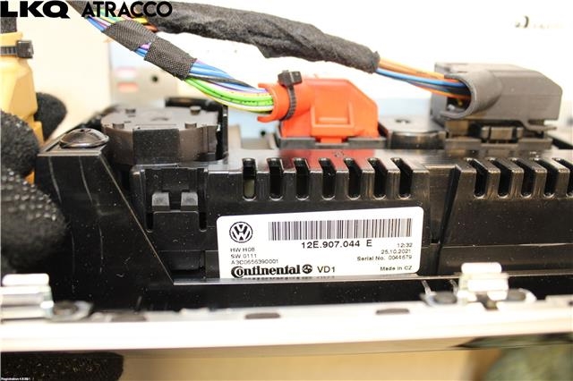 Bilstereo til VW E-Up 2019-->> (1S0035869B|)