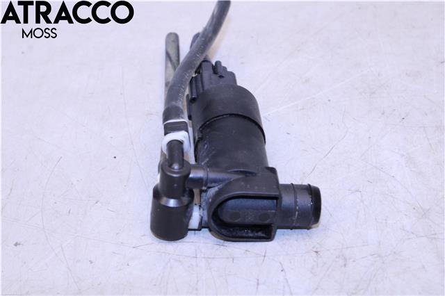 Spylerpumpe foran til Ford Focus 2011-2014 (Type III, Fase 1)  (2205506|)