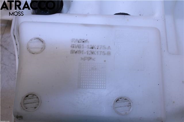 Spylertank til Ford Focus 2011-2014 (Type III, Fase 1)  (2266980|)