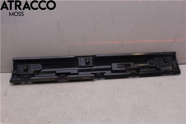 Diverse deler til BMW X1 2015-2022 (F48) (F48) (51777332332|)