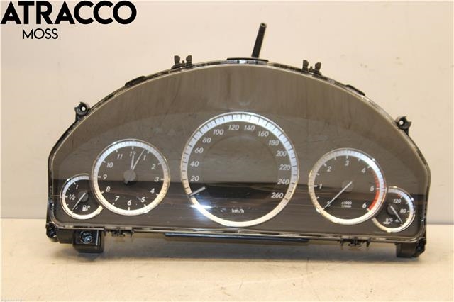 Instrumentpanel til Mercedes E-Klasse, 2009-2013 (Fase 1) (W212) (W212) (A2125408747)