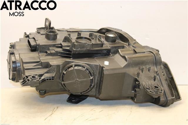 Frontlykt høyre halogen til Audi A3 2016-2020 (Type III, Fase 2)  (8V0941044H|)