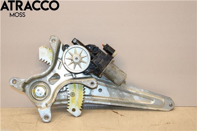 Ruteheis til Suzuki Vitara 2015-->> (Type IV)  (2621005670|)