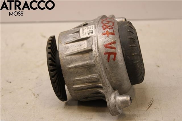 Motorfeste til Mercedes C-Klasse 2014-2018 (Fase 1) (W205) (W205) (A2052406617|)